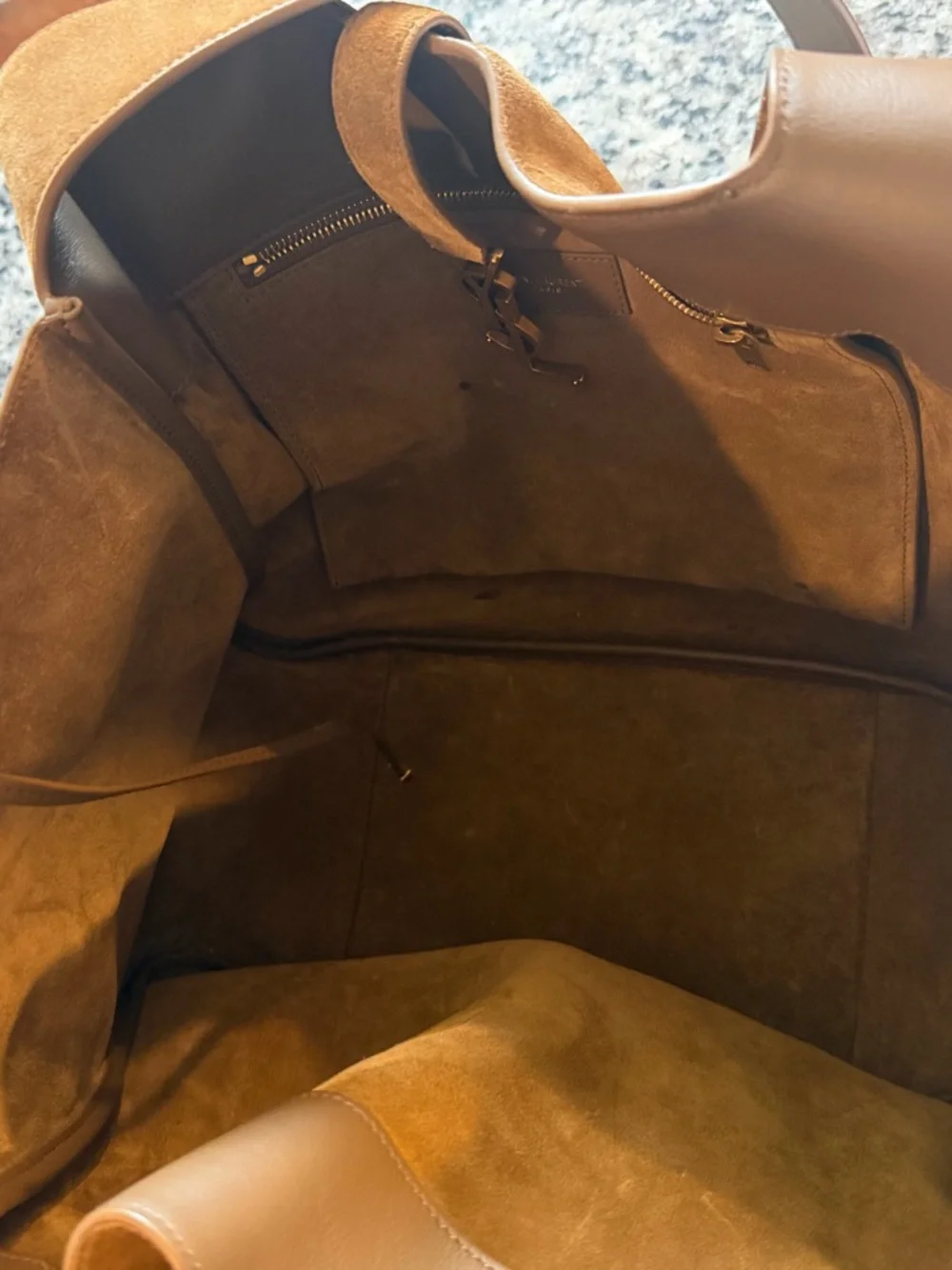 Saint Laurent Suede Tote in Warm Brown - Picture 4 of 6